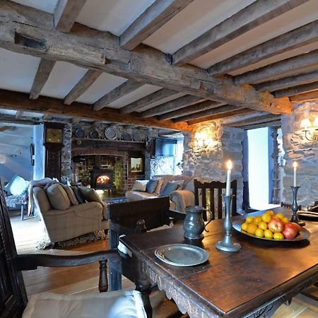 Oyster Cottage Бiuмарис Екстериор снимка
