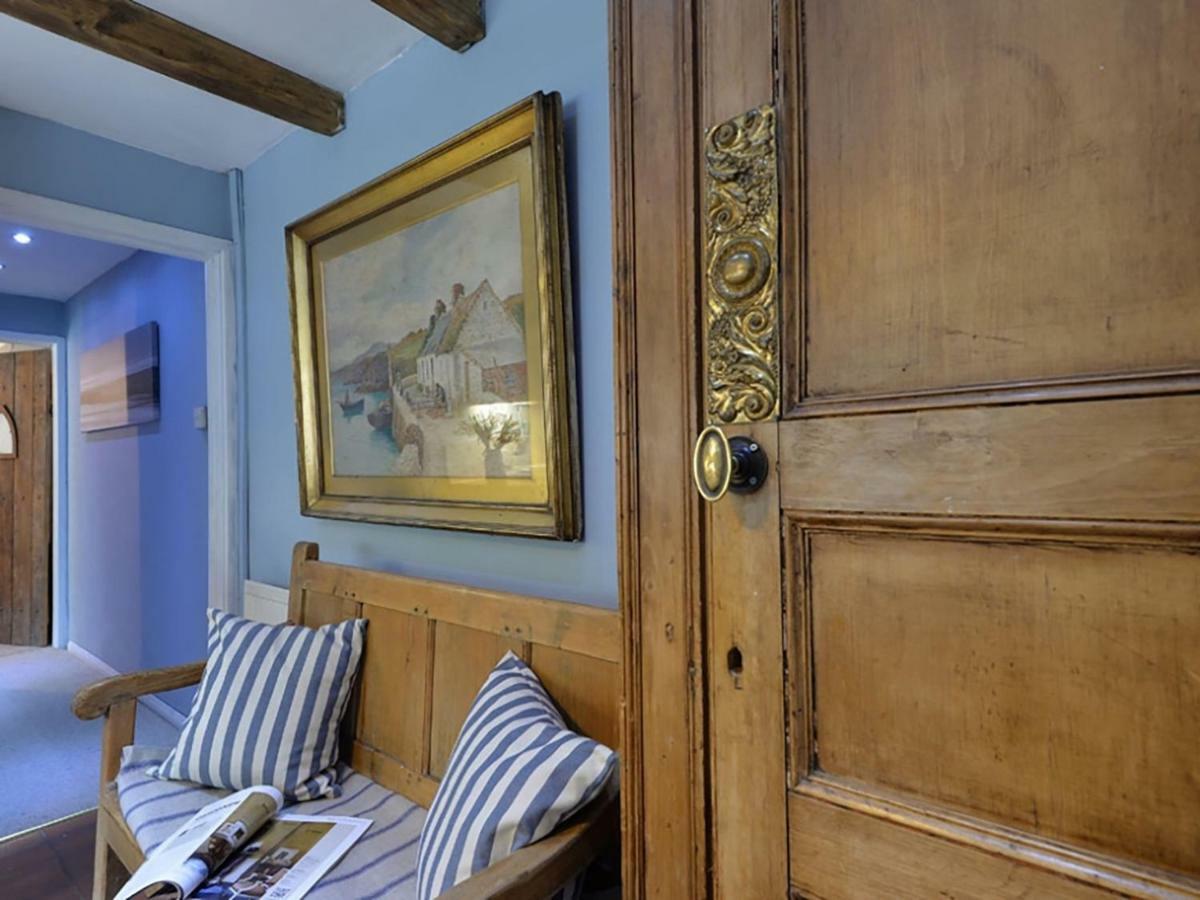 Oyster Cottage Бiuмарис Екстериор снимка